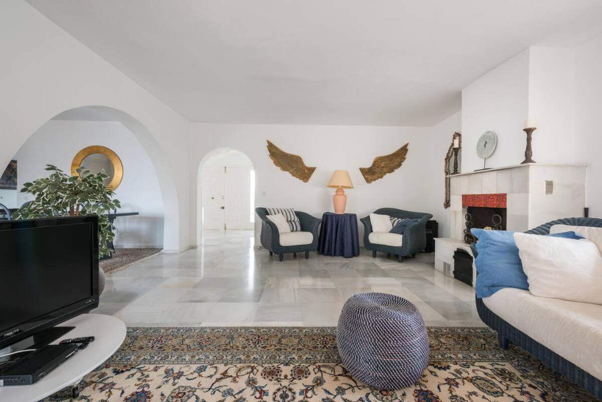 מארבלה Villa Mimosa מראה חיצוני תמונה