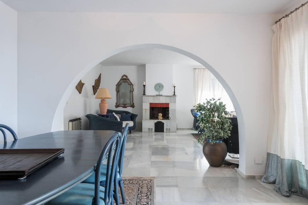מארבלה Villa Mimosa מראה חיצוני תמונה